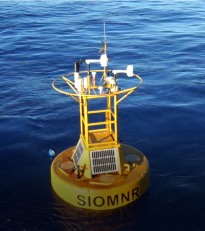 The fourth buoy are experimental with a different structure (17N, 156E) in Ding array.